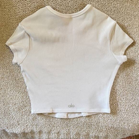 ALO Top - Picture 2 of 2